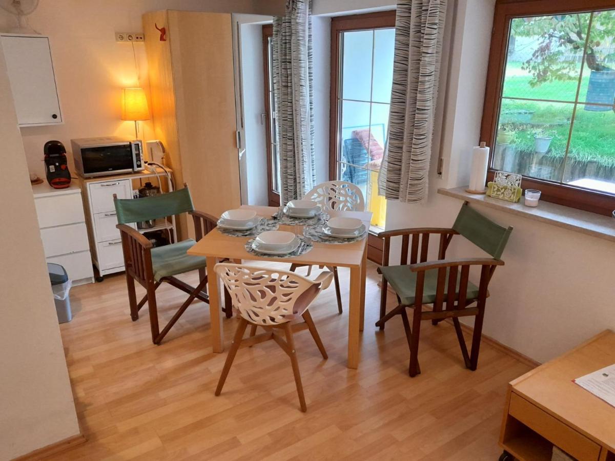 Apartment Mit Kueche Und Balkon Oder Terrasse, Ruhig Und Gut Erreichbar Piding Bagian luar foto