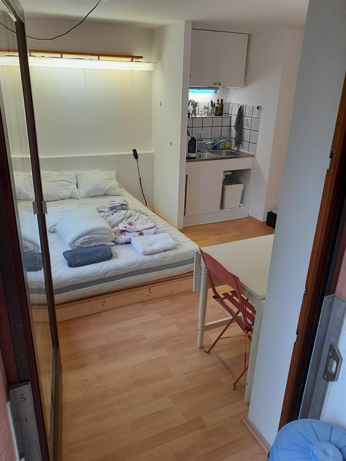Apartment Mit Kueche Und Balkon Oder Terrasse, Ruhig Und Gut Erreichbar Piding Bagian luar foto